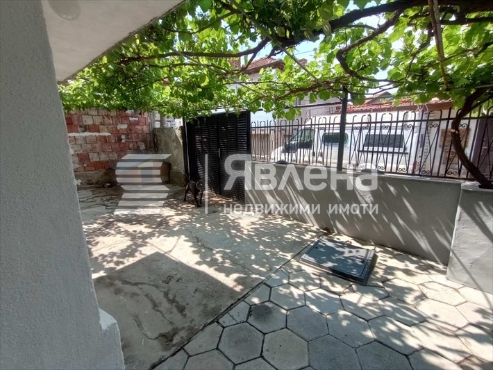 Продава КЪЩА, гр. Перник, Клепало, снимка 2 - Къщи - 55828661