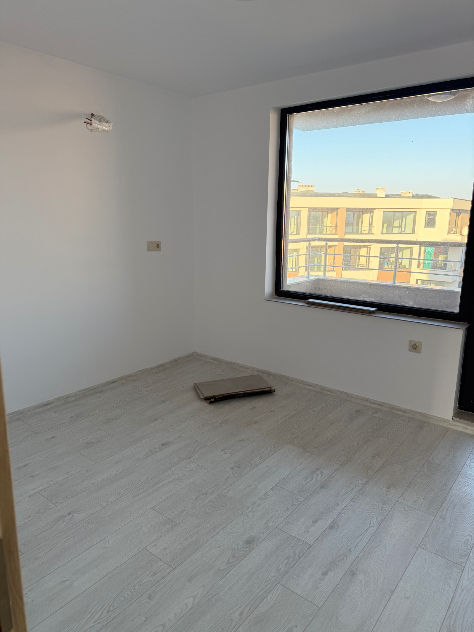 Продава 2-СТАЕН, гр. Поморие, област Бургас, снимка 9 - Апартаменти - 55246412