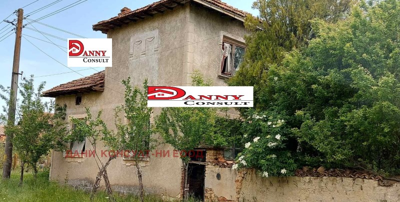 Продава КЪЩА в област Велико Търново, с. Овча могила - 90 кв.м / 7 500 € » 14 668.73 лв., ДАНИ КОНСУЛТ-НИ ЕООД