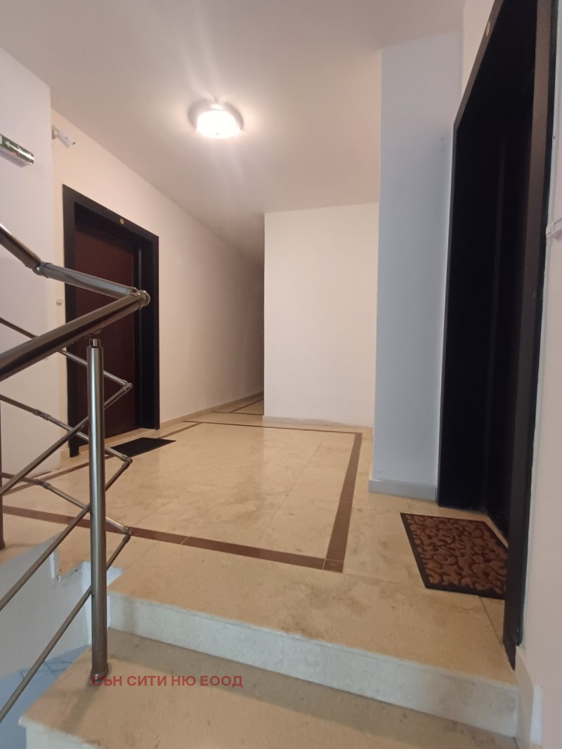 На продаж  2 спальні София , Връбница 1 , 107 кв.м | 30141017 - зображення [16]