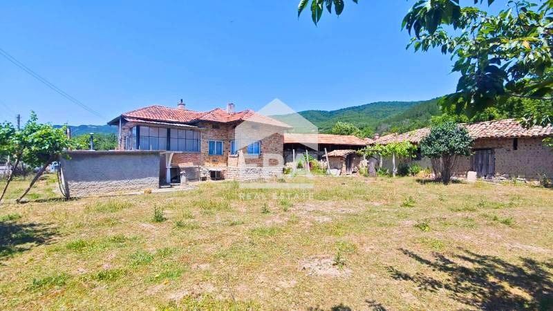 Продава  Къща област Търговище , с. Копрец , 100 кв.м | 97013124 - изображение [2]