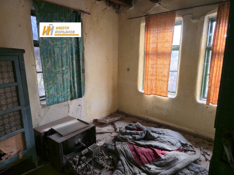 Продава КЪЩА, с. Дъскот, област Велико Търново, снимка 12 - Къщи - 50847945