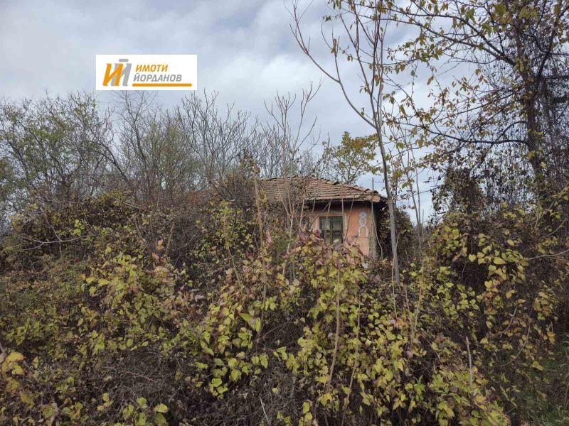 Продава КЪЩА, с. Дъскот, област Велико Търново, снимка 16 - Къщи - 50847945