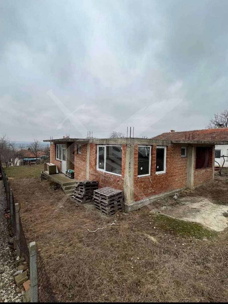 Продава КЪЩА в област Варна, гр. Бяла - 90 кв.м / 85 000 € » 166 245.55 лв., ЕКС НВД ООД