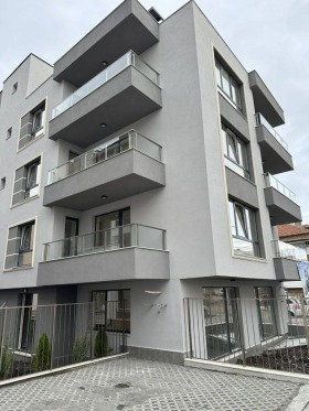 Продажба на двустайни апартаменти в град Бургас — страница 10 - изображение 9 