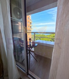 1 bedroom k.k. Zlatni pyasatsi, Varna 1