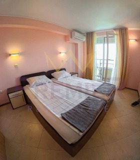 1 bedroom k.k. Zlatni pyasatsi, Varna 3