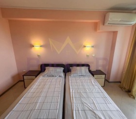 1 bedroom k.k. Zlatni pyasatsi, Varna 4