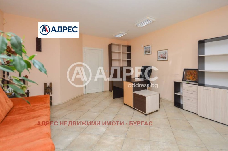 Na sprzedaż  2 sypialnie Burgas , Centar , 100 mkw | 93649776 - obraz [3]