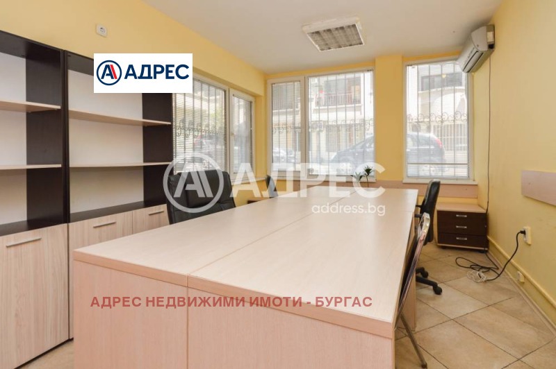 Продава  3-стаен град Бургас , Център , 100 кв.м | 93649776 - изображение [9]