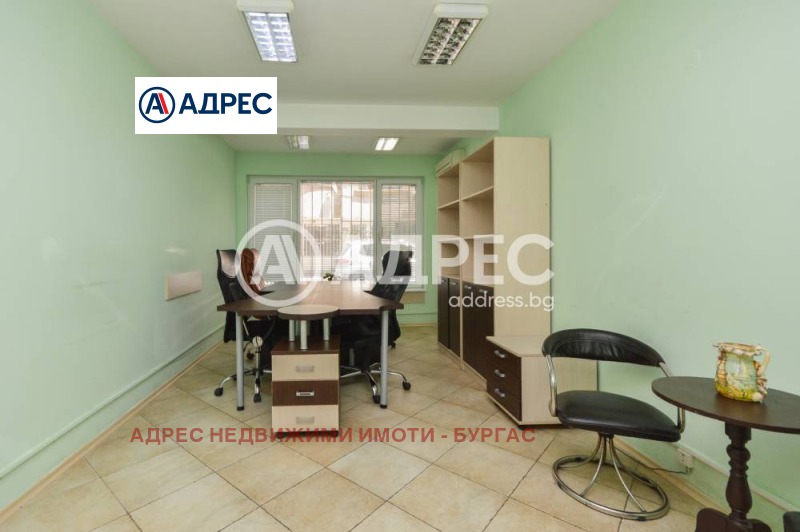 De vânzare  2 dormitoare Burgas , Țentâr , 100 mp | 93649776 - imagine [7]