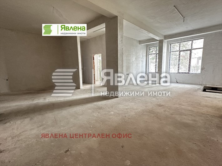 De vânzare  2 dormitoare Sofia , Dianabad , 156 mp | 62466663