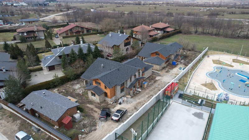 Продава КЪЩА, с. Баня, област Благоевград, снимка 14 - Къщи - 53499551