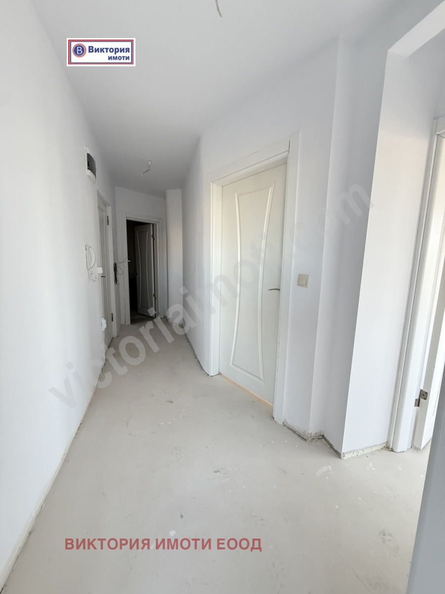 Продава 3-СТАЕН, гр. Велико Търново, Център, снимка 2 - Апартаменти - 52738456