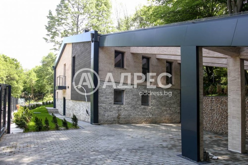 In vendita  Casa Sofia , Boiana , 265 mq | 90721558