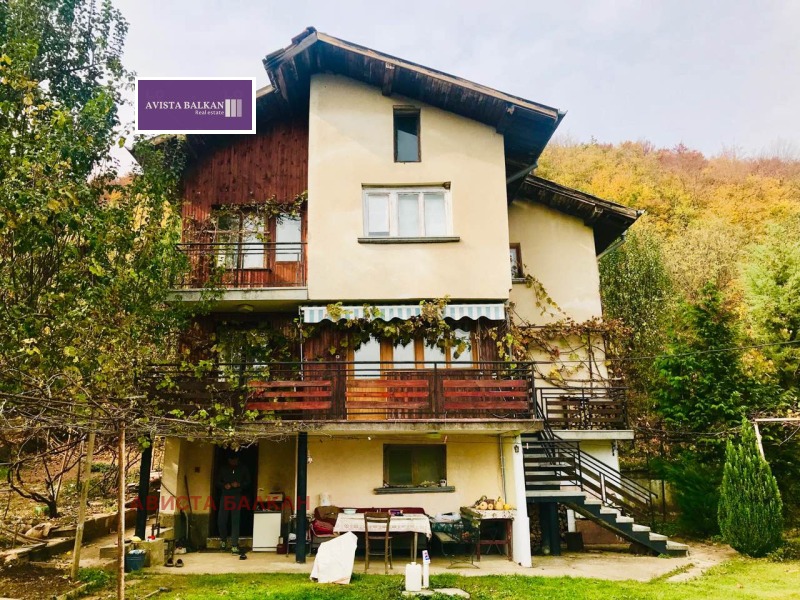 Продава  Къща област София , гр. Правец , 250 кв.м | 51401229 - изображение [2]