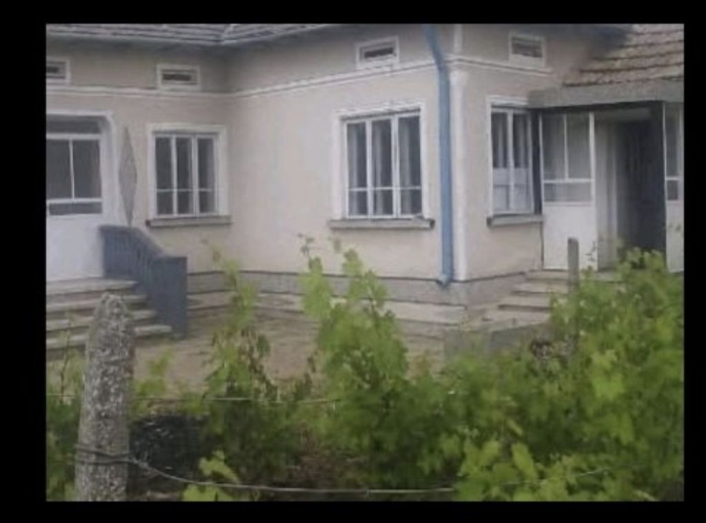 Продава КЪЩА, гр. Генерал Тошево, област Добрич, снимка 3 - Къщи - 55632372