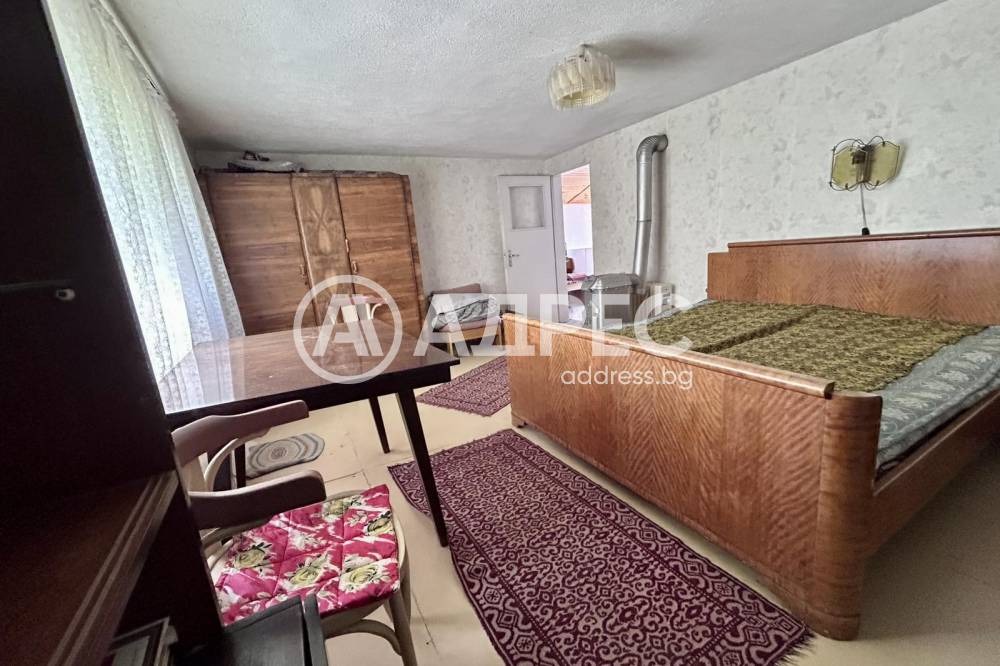 Продава КЪЩА, с. Първенец, област Пловдив, снимка 10 - Къщи - 55560076