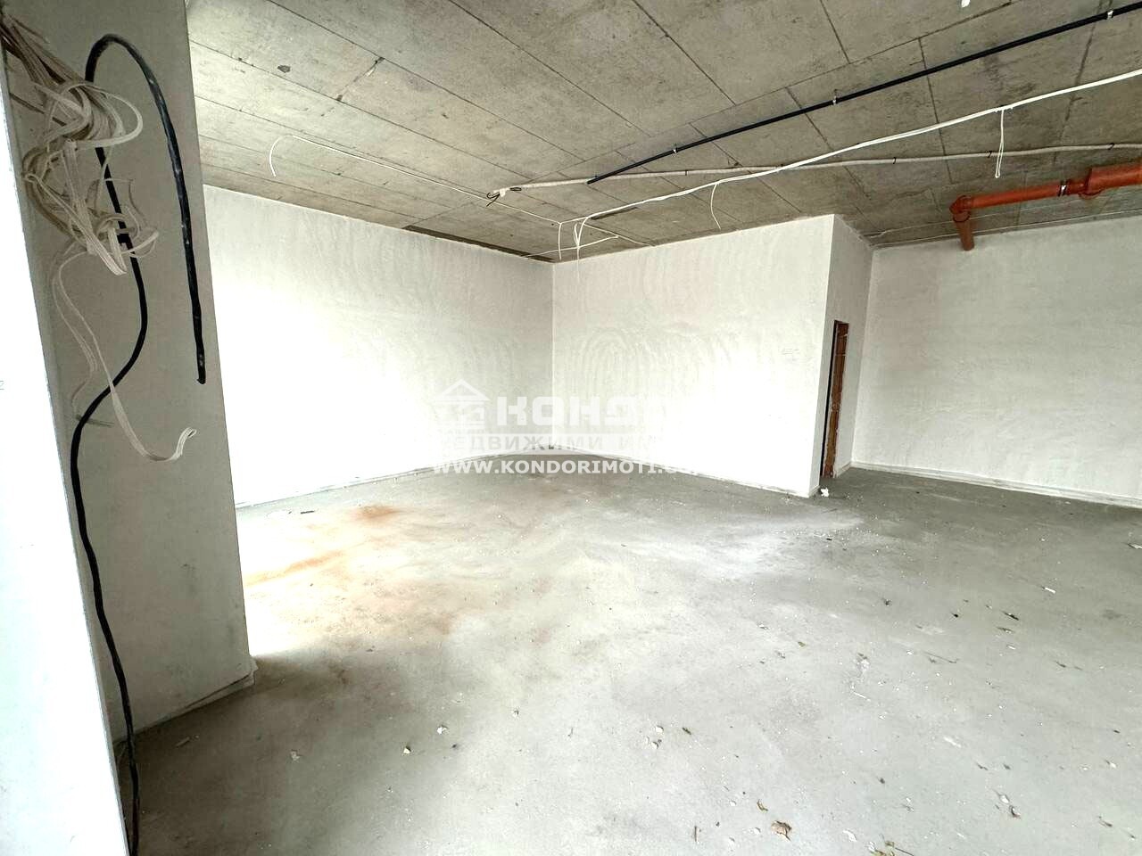 Продава МАГАЗИН, гр. Пловдив, Западен, снимка 2 - Магазини - 49920590