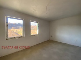 Huis Dragitsjevo, regio Pernik 14