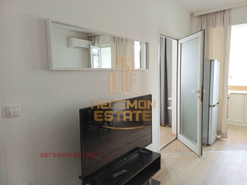 Satılık  1 yatak odası Varna , Centar , 50 metrekare | 22140192 - görüntü [2]