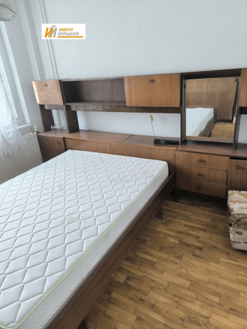 Продава  3-стаен град Велико Търново , Колю Фичето , 80 кв.м | 55502808 - изображение [4]