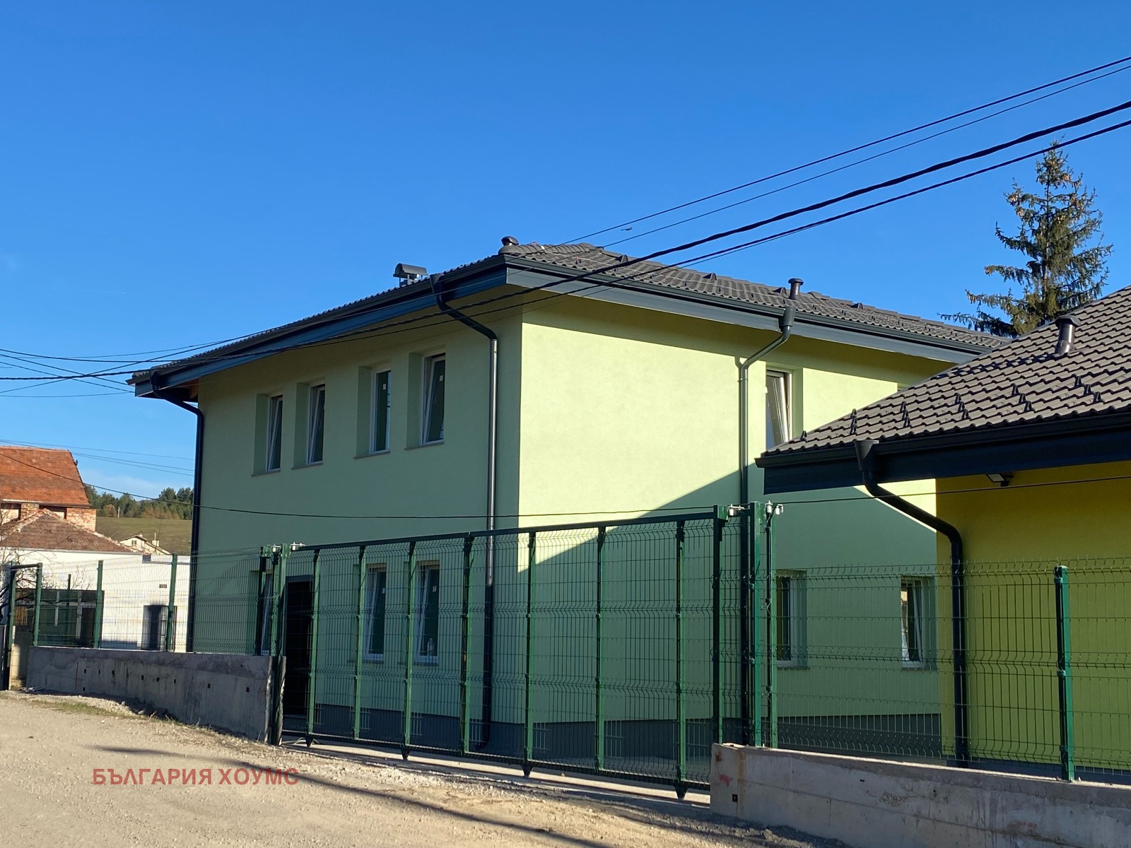 Продава КЪЩА, с. Драгичево, област Перник, снимка 2 - Къщи - 54705851