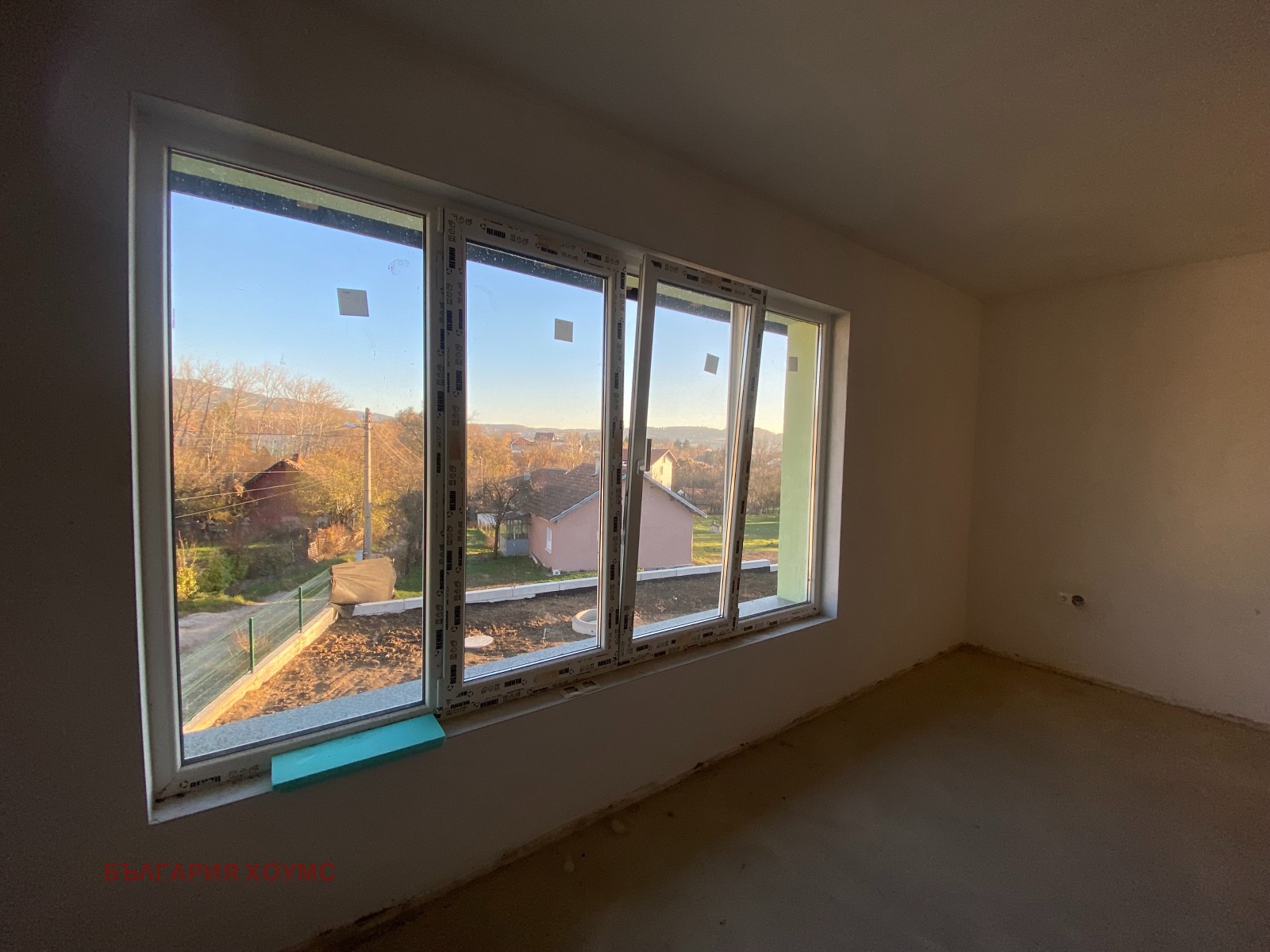 Продава КЪЩА, с. Драгичево, област Перник, снимка 12 - Къщи - 54705851