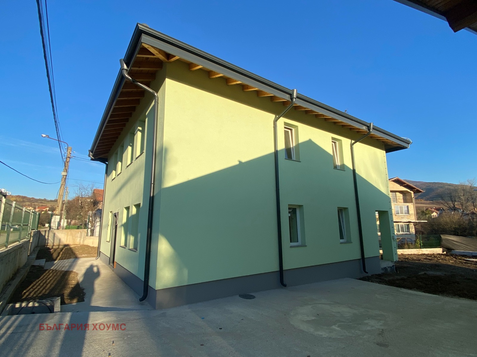 Продава КЪЩА, с. Драгичево, област Перник, снимка 3 - Къщи - 54705851