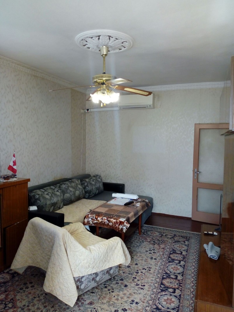 Продава  3-стаен град Варна , Левски 1 , 120 кв.м | 20914926 - изображение [2]