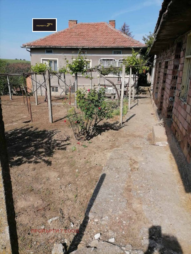 Na sprzedaż  Dom region Wielkie Tyrnowo , Oresz , 150 mkw | 78986595