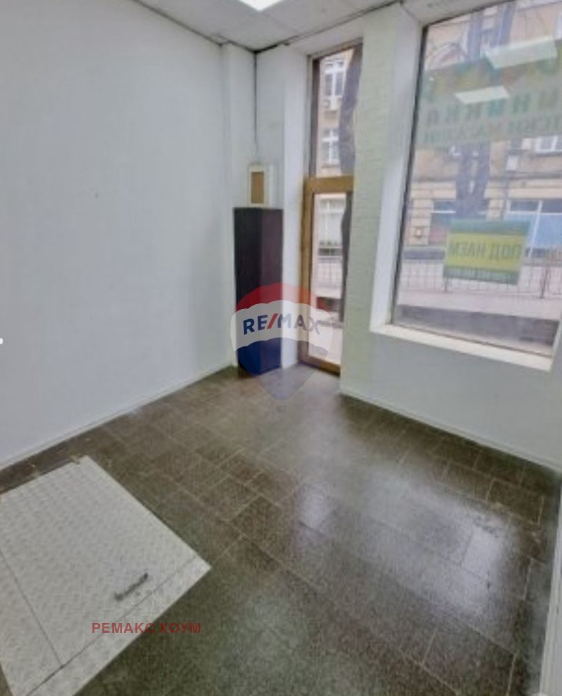 Продава МАГАЗИН, гр. Варна, Център, снимка 3 - Магазини - 52839160