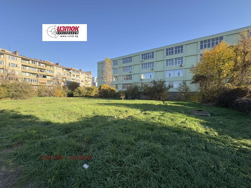 In vendita  Complotto Sofia , Serdika , 368 mq | 98453920