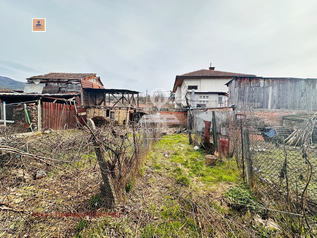 Продава КЪЩА, с. Елешница, област Благоевград, снимка 10 - Къщи - 53617759