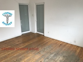 3 bedroom Tsentar, Sofia 4