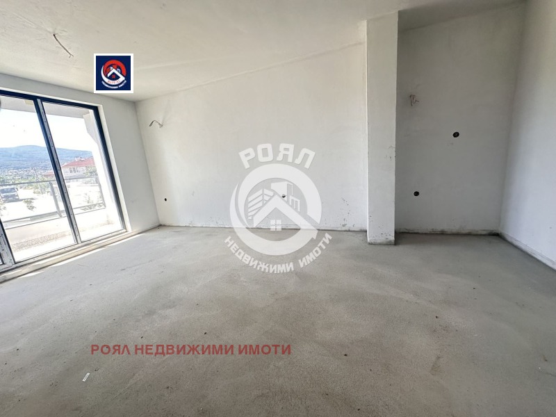 Продава  2-стаен град Пловдив , Коматево , 63 кв.м | 46685431
