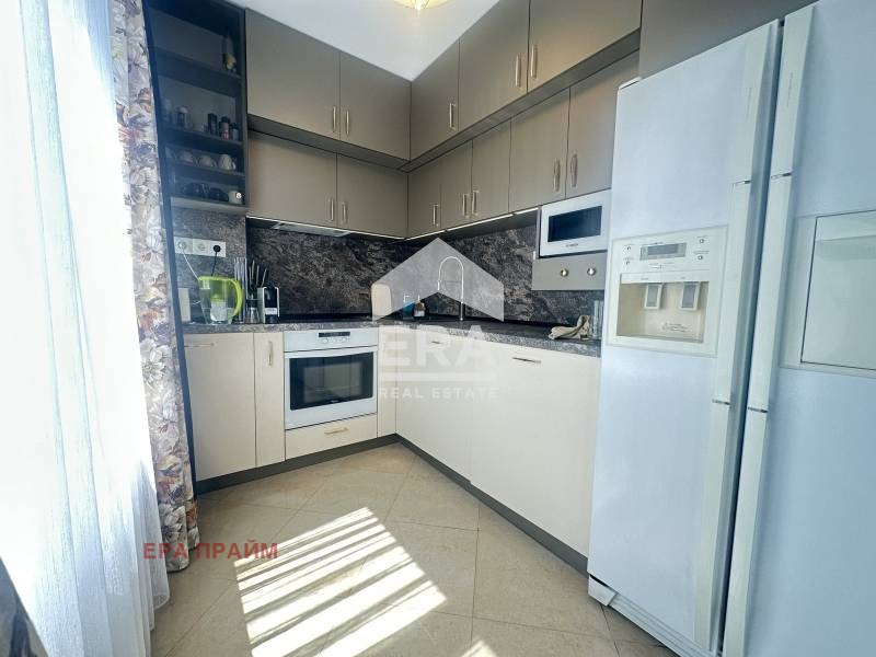 Продава 3-СТАЕН, гр. Варна, Конфуто, снимка 6 - Апартаменти - 54593555