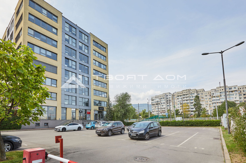 À vendre  Bureau Sofia , Mladost 4 , 685 m² | 88905497 - image [12]