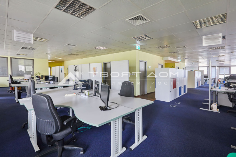 À vendre  Bureau Sofia , Mladost 4 , 685 m² | 88905497 - image [2]