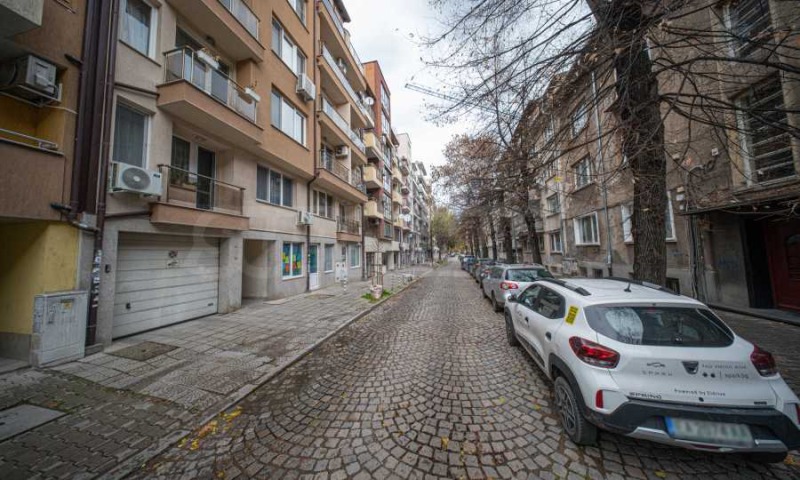 Продава ОФИС, гр. София, Център, снимка 11 - Офиси - 52559344