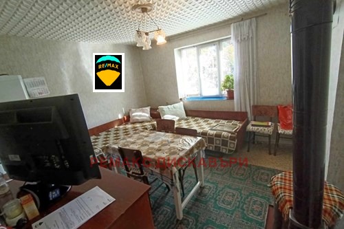 Продава ЕТАЖ ОТ КЪЩА, гр. Девин, област Смолян, снимка 3 - Етаж от къща - 55580475