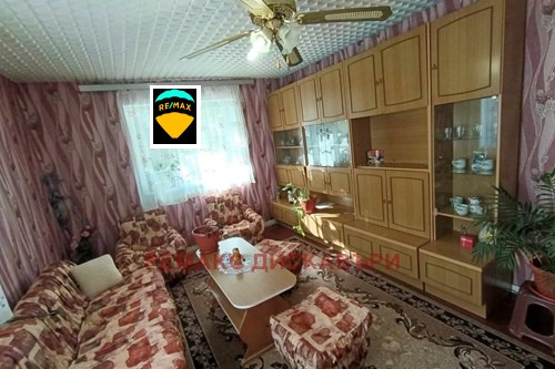 Продава ЕТАЖ ОТ КЪЩА, гр. Девин, област Смолян, снимка 2 - Етаж от къща - 55580475