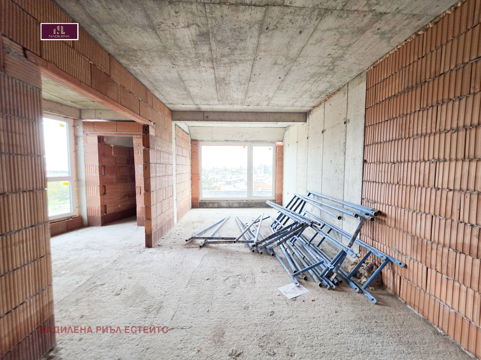 Продава 2-СТАЕН, гр. София, Център, снимка 2 - Апартаменти - 52528930