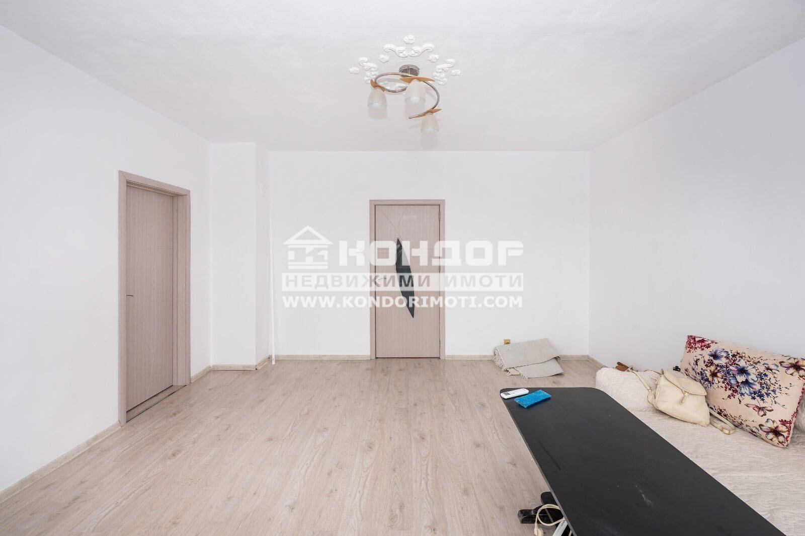 Продава 2-СТАЕН, гр. Пловдив, Кючук Париж, снимка 3 - Апартаменти - 54038836