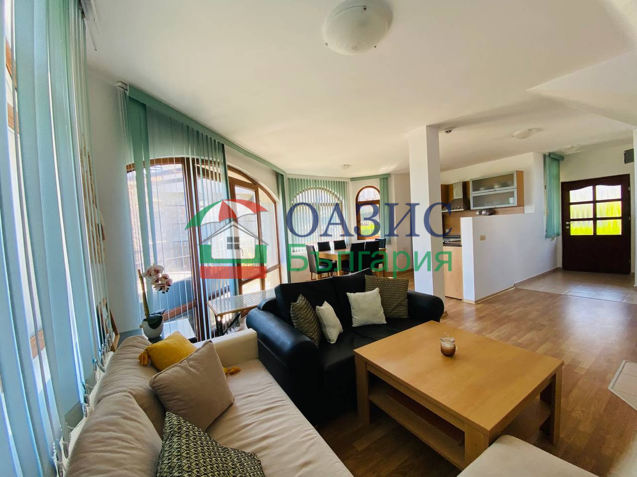 Продава 3-СТАЕН, гр. Ахелой, област Бургас, снимка 2 - Апартаменти - 54480897