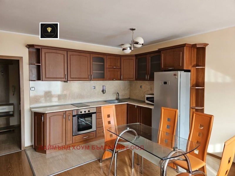 En venta  2 dormitorios Plovdiv , Kyuchuk Parizh , 72 metros cuadrados | 62147592 - imagen [3]