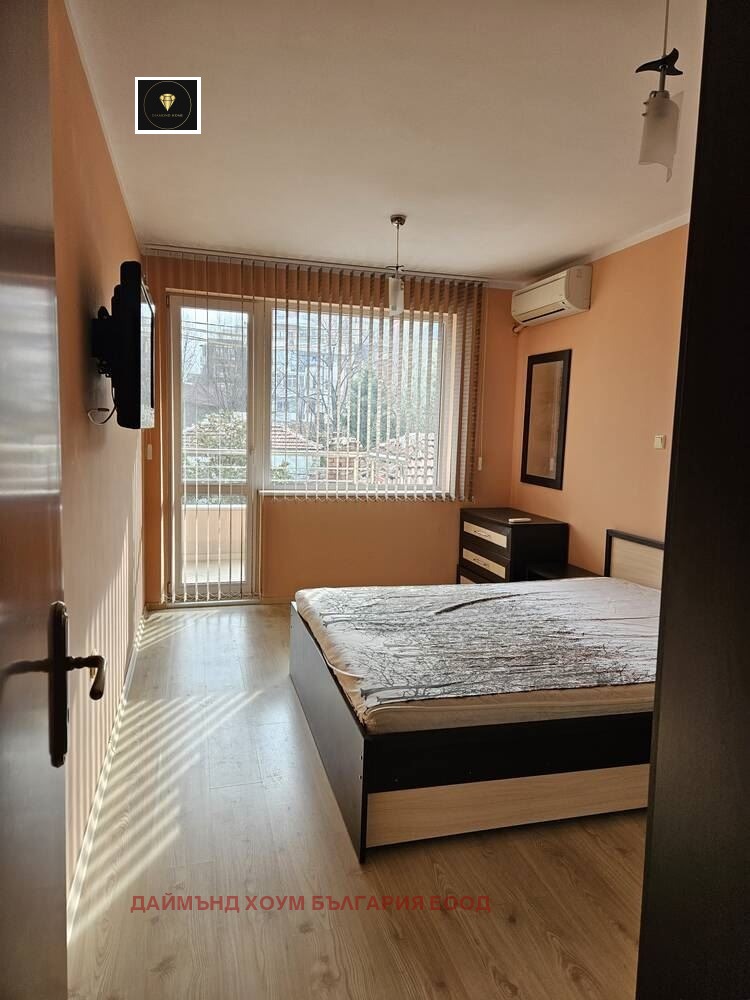 En venta  2 dormitorios Plovdiv , Kyuchuk Parizh , 72 metros cuadrados | 62147592 - imagen [7]