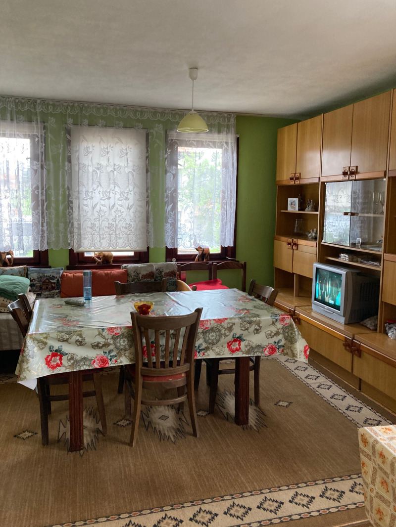 De vânzare  Casa regiunea Sofia , Samocov , 730 mp | 88990886 - imagine [4]