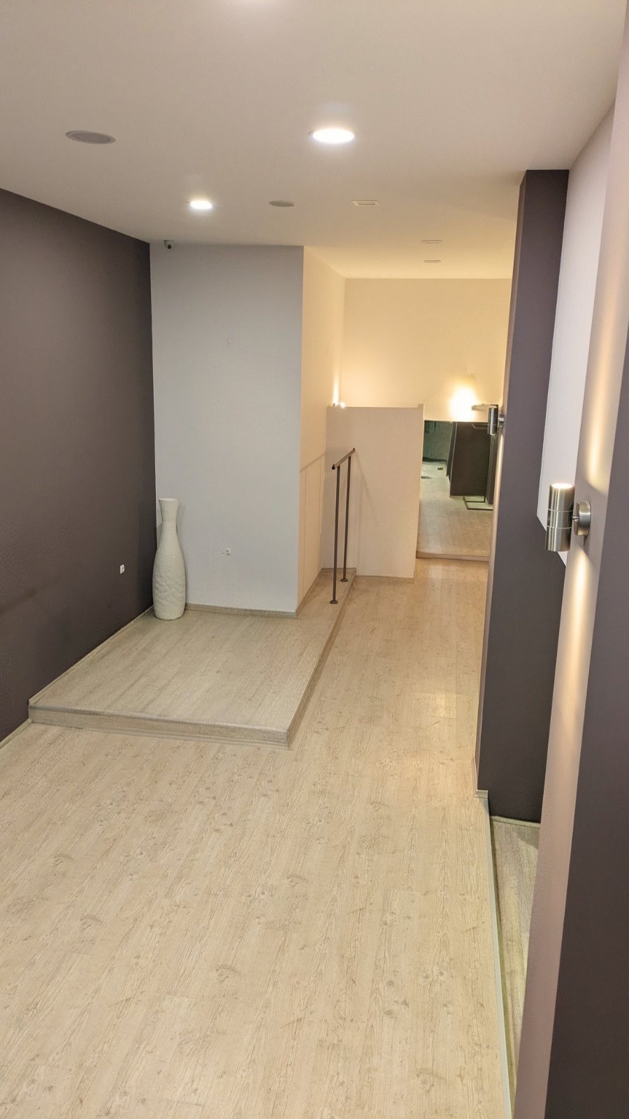 Продава МАГАЗИН, гр. Свети Влас, област Бургас, снимка 5 - Магазини - 54241321