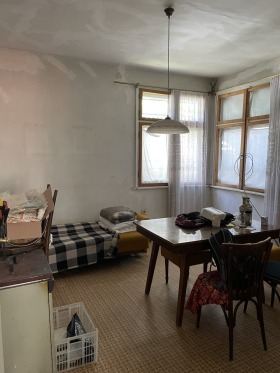 Casa Tsentar, Jaskovo 11